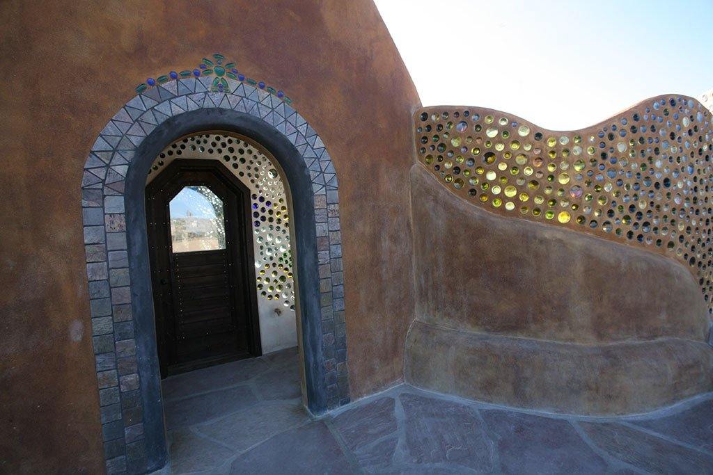 global-earthship-entry